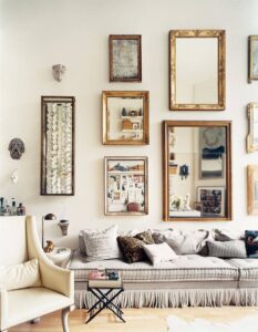 Mirror Gallery Wall #gallerywall #mirrors #fleamarket